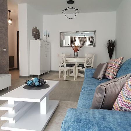 Ranya Apartments Alezzi Beach Resort Năvodari Extérieur photo