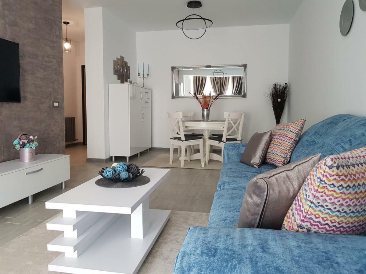 Ranya Apartments Alezzi Beach Resort Năvodari Extérieur photo